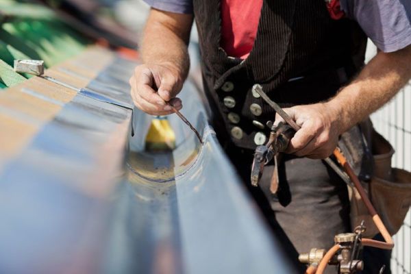 We empower architects with the highly technical metal roof and envelope solutions they need to effectively realize the beauty and permanence they desire for their designs.